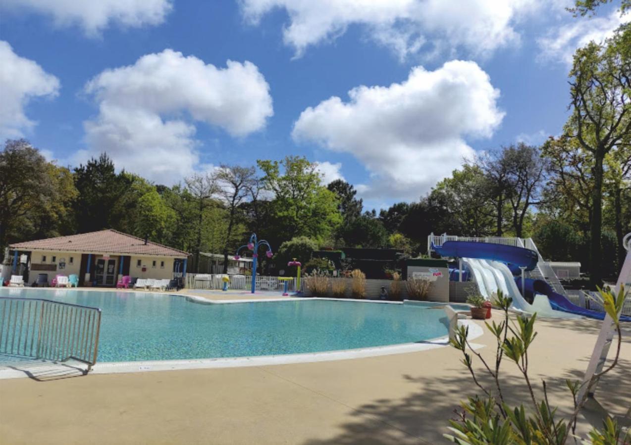 Grand Mobile-Home 45M2 Au Calme Et Au Bord De Mer Saint-Brévin-les-Pins Zewnętrze zdjęcie